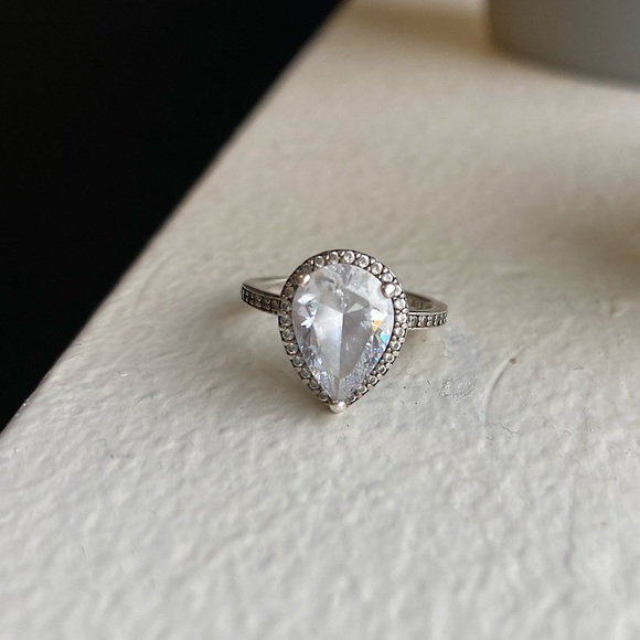 Authentic pandora teardrop ring. Promise ring. - Picture 3 of 3